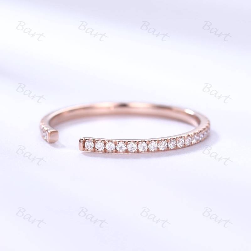 14K Rose Gold Halbe Eternity Moissanit Ehering Offener Spaltring von bartUSgem