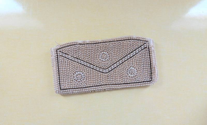 Vintage Champagner Perlen Clutch Geldbörse von basicallyBaca