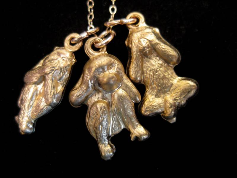 Drei Weise Affen Halskette, Spreche Nein, Höre See No Evil von basilthecat