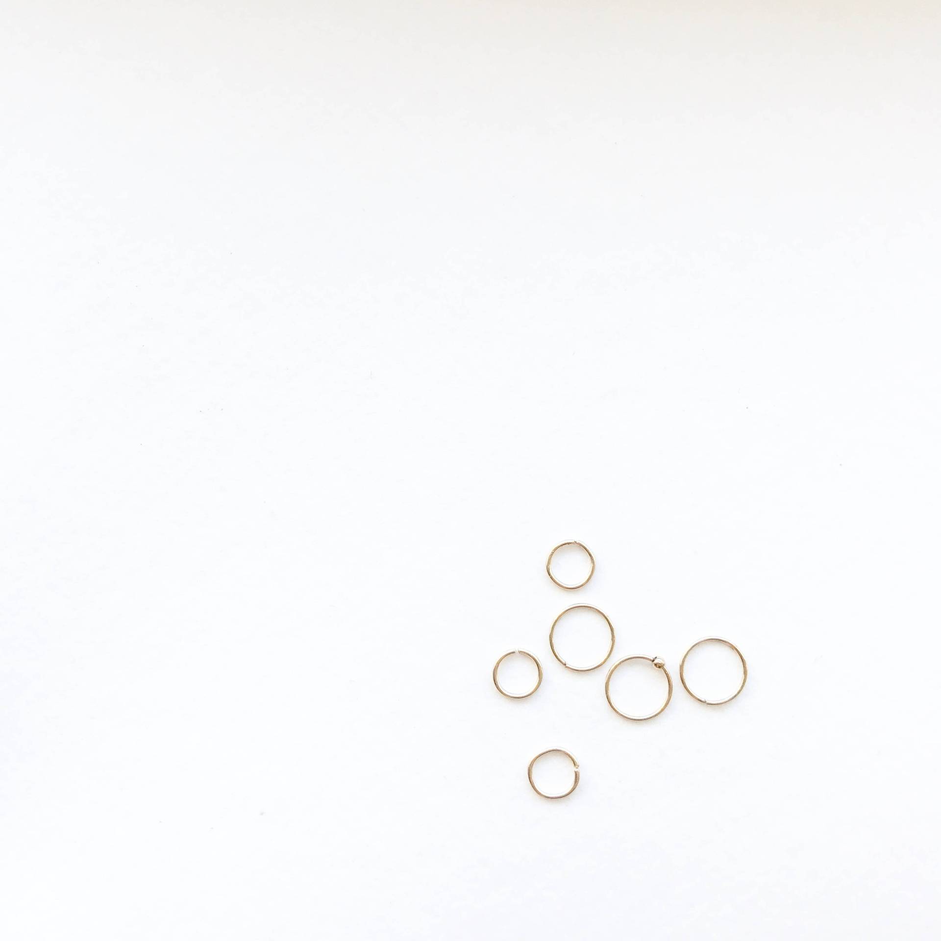 Endlose Lil Hoops 14K Gold Fill Ohrringe Endlose Lil Hoops 14K Gold Fill Ohrringe von batsumaruxo