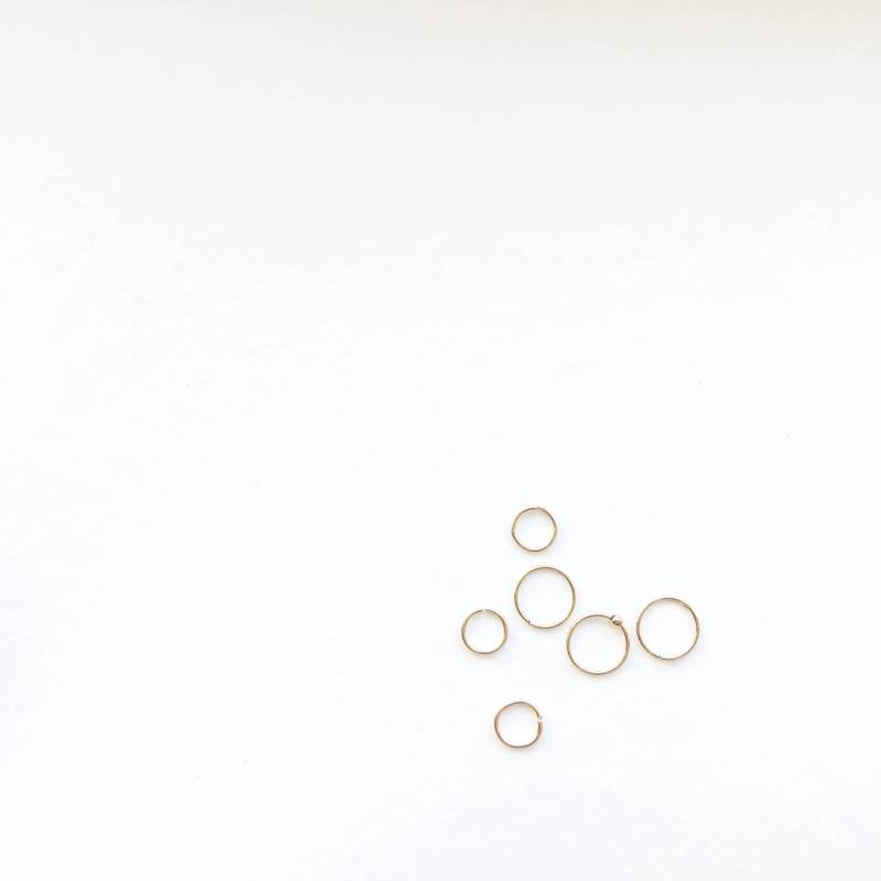 Endlose Lil Hoops 14K Gold Fill Ohrringe Endlose Lil Hoops 14K Gold Fill Ohrringe von batsumaruxo