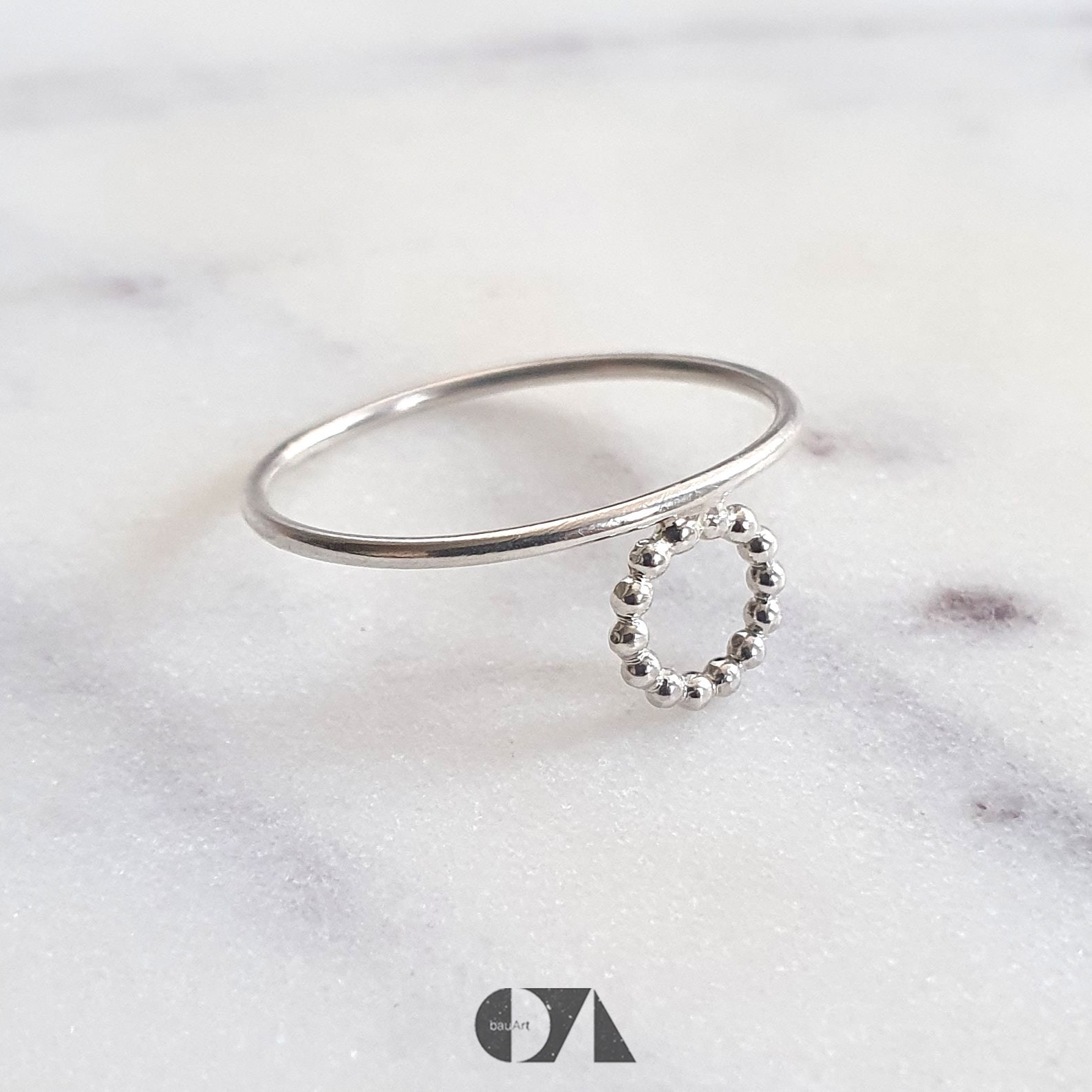 Zarter Schlichter Silberring, Stapelring, Ring Mit Kreis Aus Perldraht, Minimalistisch Zarter Schlichter Silberring, Stapelring, Ring Mit Kreis Aus Perldraht, Minimalistisch von bauArtShop