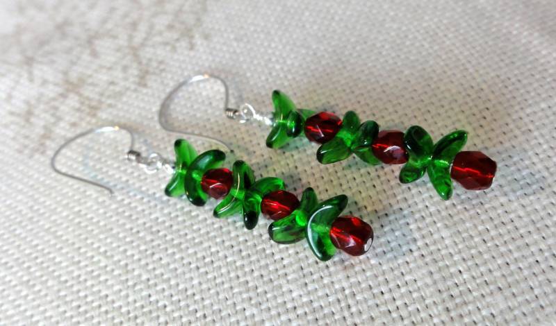 Winter Urlaub Ohrringe - Holly Winter Urlaub Ohrringe - Holly von baublesbybethann