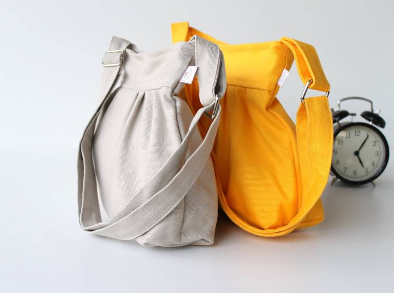 Neue Canvas Plissee Tasche in Canary Gelb von bayanhippo