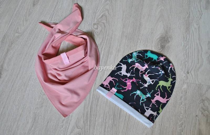 Sweatshirt-Mütze + Schal von bayenka