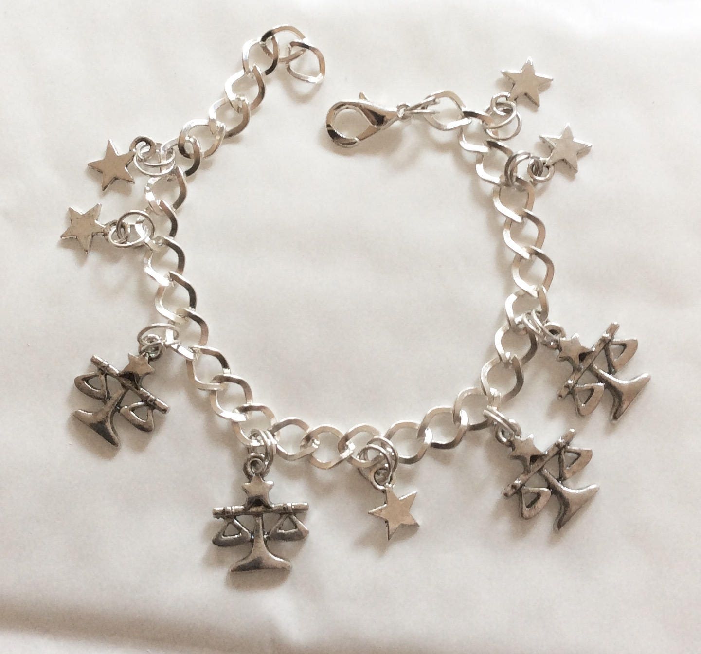 Bettelarmband Waage Horoskop, Sternzeichen Silberfarben Nach Wahl in Den Längen 19 - 21 cm von bazaarchoices