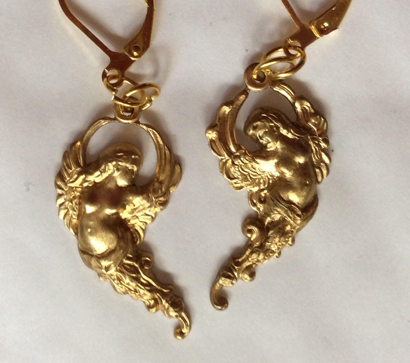 Engel Fliegend Schutzengel Brautpaar Ohrringe Messing Handgemacht Detailreich Für Gepiercte Ohren Nickelfrei von bazaarchoices