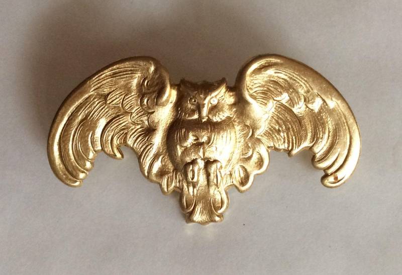 Eule Im Flug Brosche Pin Rohmessing Vogel von bazaarchoices