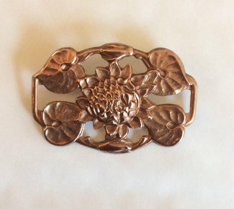 Jugendstil Seerosen Blumen Brosche Anstecknadel Vintage Fund Handgemacht Kupfer von bazaarchoices