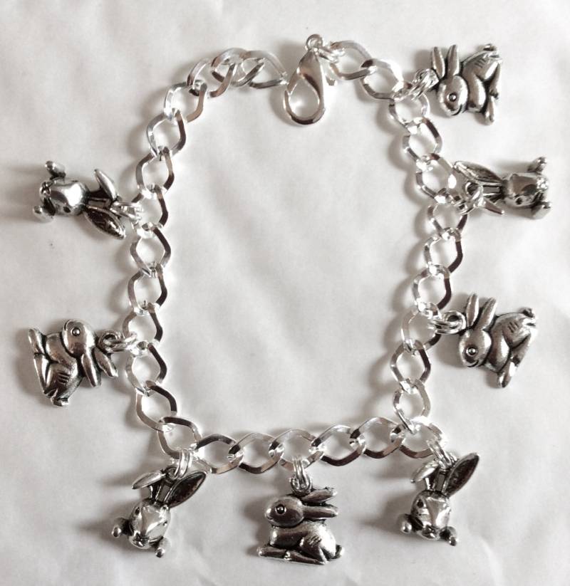 Kaninchen Hase Bunny Armband Silberfarben Charme Auswahl Der Längen Von 19 Bis 21 cm von bazaarchoices
