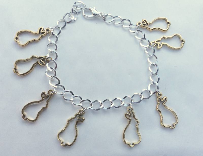 Kaninchen Umriss Armband Hase Gold Ton Charme Auf Silber Ostern Wahl Der Längen Von 19 - 21 cm von bazaarchoices