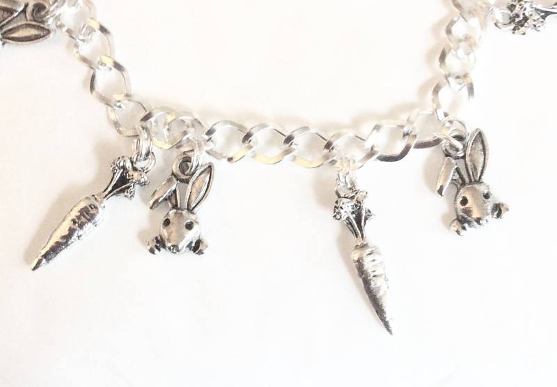 Kaninchen Und Karotten Armband Hase Silber Ton Charms Wahl Der Längen Von 19-21 cm von bazaarchoices