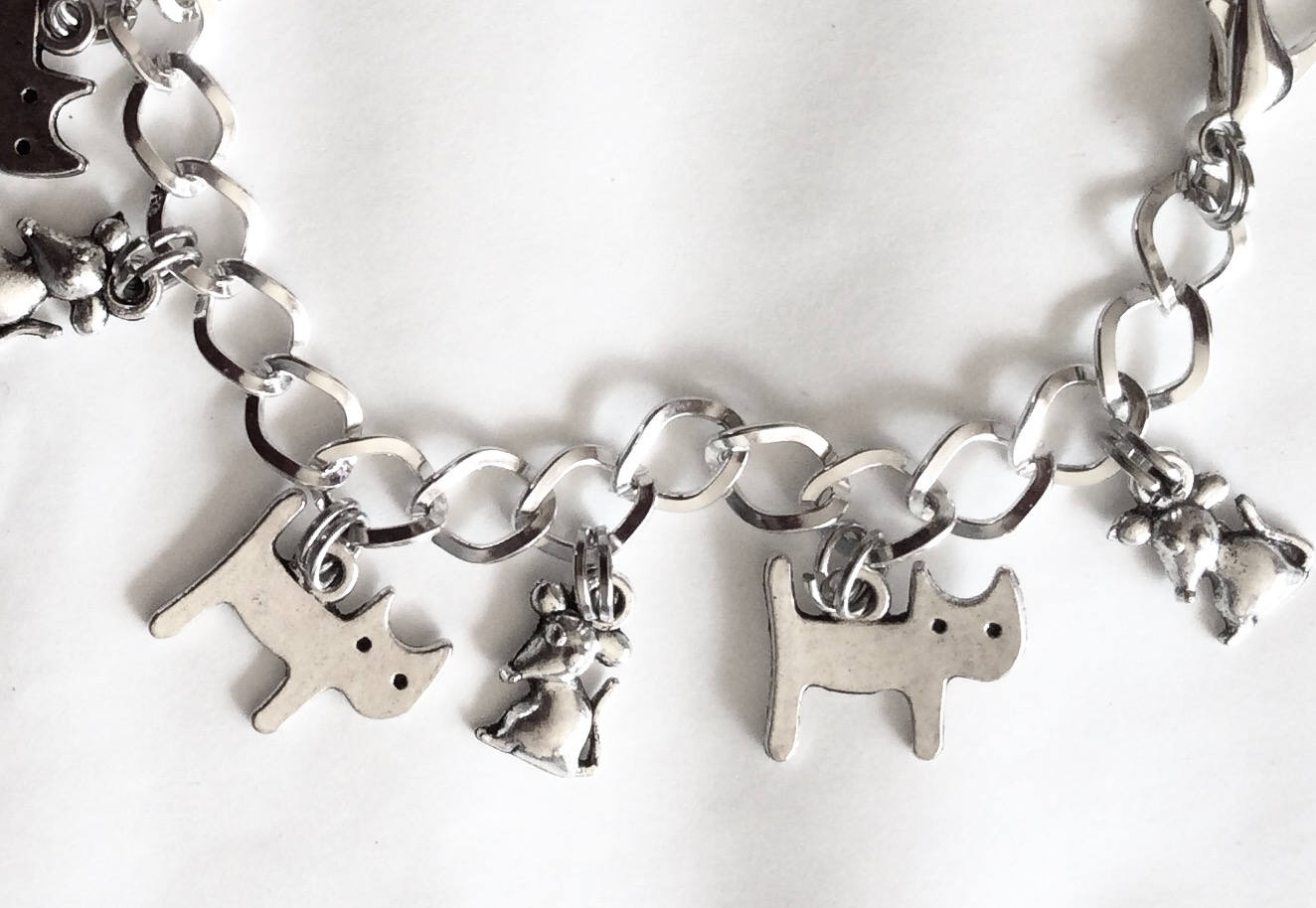 Katzen Und Maus Kätzchen Silber Ton Bettelarmband Auswahl An Längen Von 19-21 cm von bazaarchoices