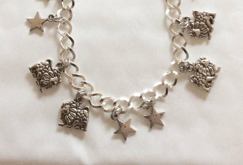 Leo Horoskop, Stern Zeichen Silber Ton Charm Armband Wahl Der Längen Von 19 -21 cm von bazaarchoices