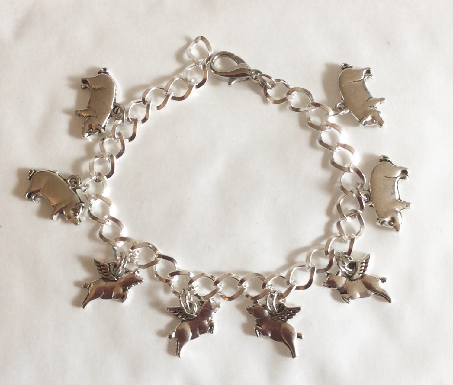 Pigs Might Fly Armband With Wings Silberfarbener Charm-Anhänger Wahl Der Längen 19-21cm Erhältlich Und Passende Ohrringe von bazaarchoices