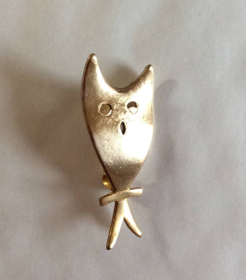 Singing Cat Brosche 1930Er Jahre Vintage Accessoire Rohmessing von bazaarchoices