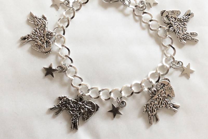 Steinbock Horoskop, Stern Zeichen Ziege Armband Silber Ton Charm Wahl Der Längen Von 19 -21 cm von bazaarchoices
