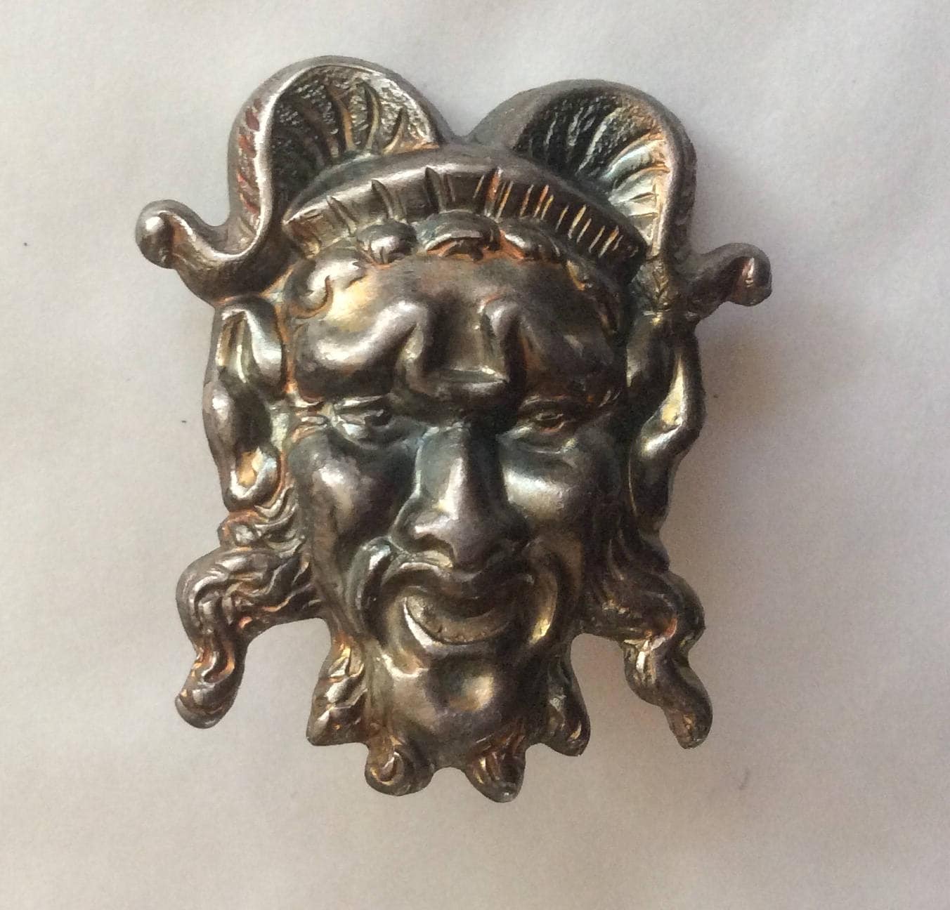 Teufel Gestempelt Metall Brosche/Pin Krawatte Tac Passend Demon Satan Pan Jahrgang Finden von bazaarchoices