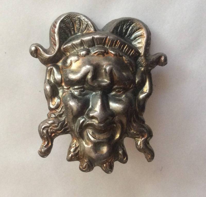 Teufel Gestempelt Metall Brosche/Pin Krawatte Tac Passend Demon Satan Pan Jahrgang Finden von bazaarchoices