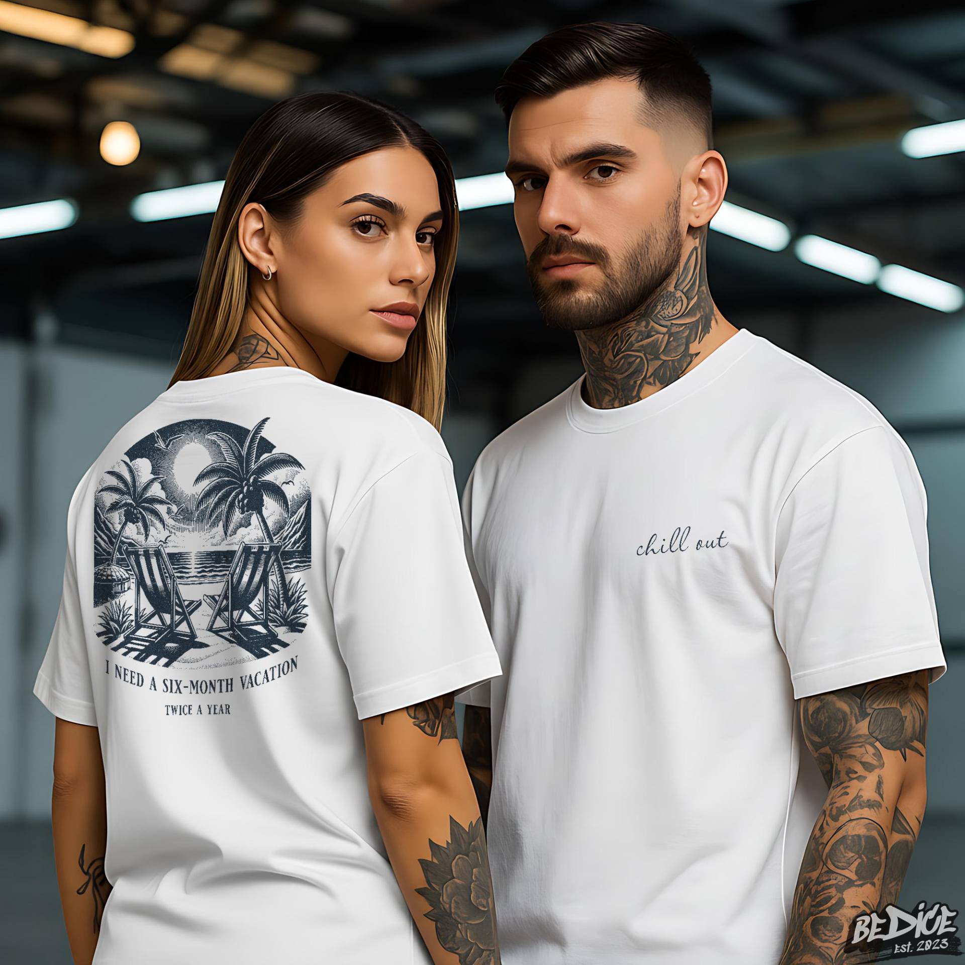 Chill Out Shirt - Lustiges Urlaubs T-Shirt | Six Month Vacation Unisex Strandshirt Chill Out Shirt - Lustiges Urlaubs T-Shirt | Six Month Vacation Unisex Strandshirt von beDice