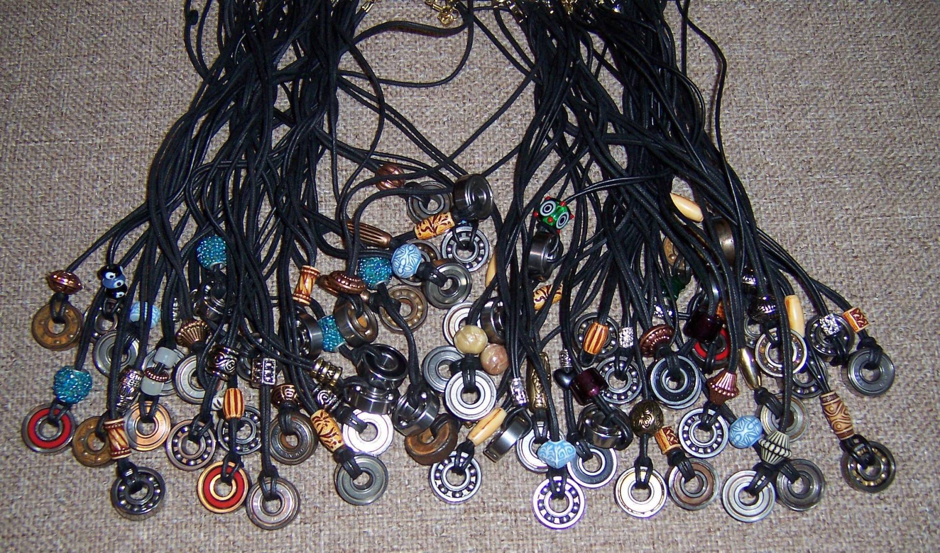 Kette Mit Recyceltem Rochen Kette Mit Recyceltem Rochen von beadcreationsga