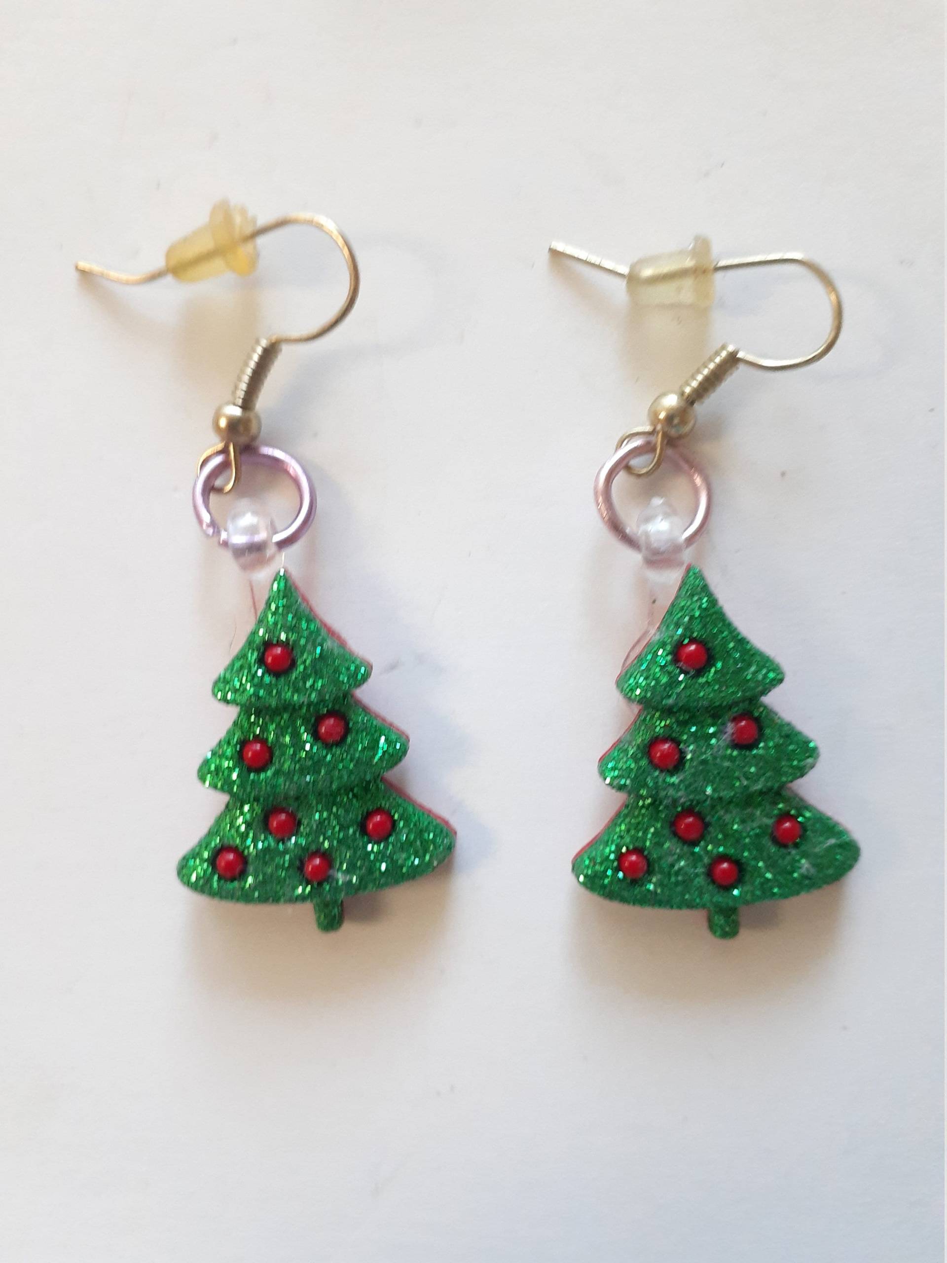 Tannenbaum Ohrringe/Perlenarmband Tannenbaum Ohrringe/Perlenarmband von beadiebracelet