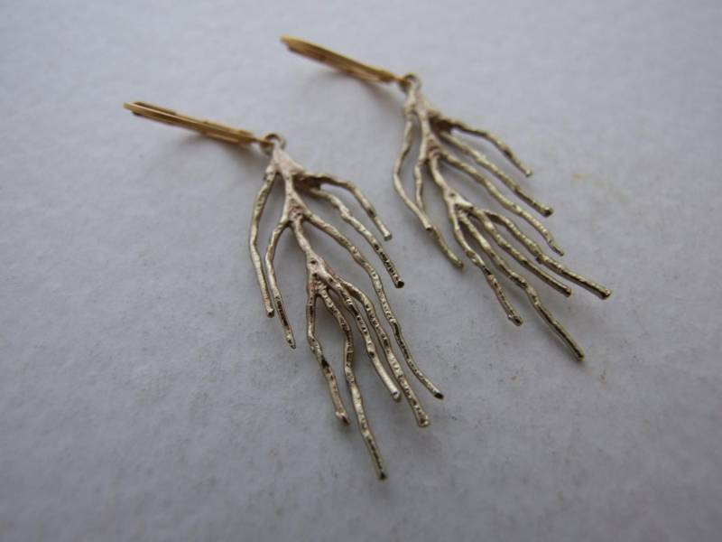 Gold Zweig Ohrringe, Waldschmuck, Goldohrringe, Rustikale Ohrringe von beadishdelight