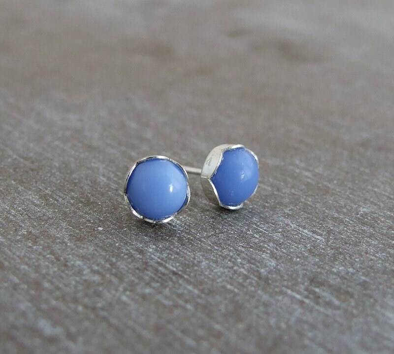 Türkis Sterling Silber Ohrringe ... Kleine Ohrstecker, Gänseblümchen von beadishdelight