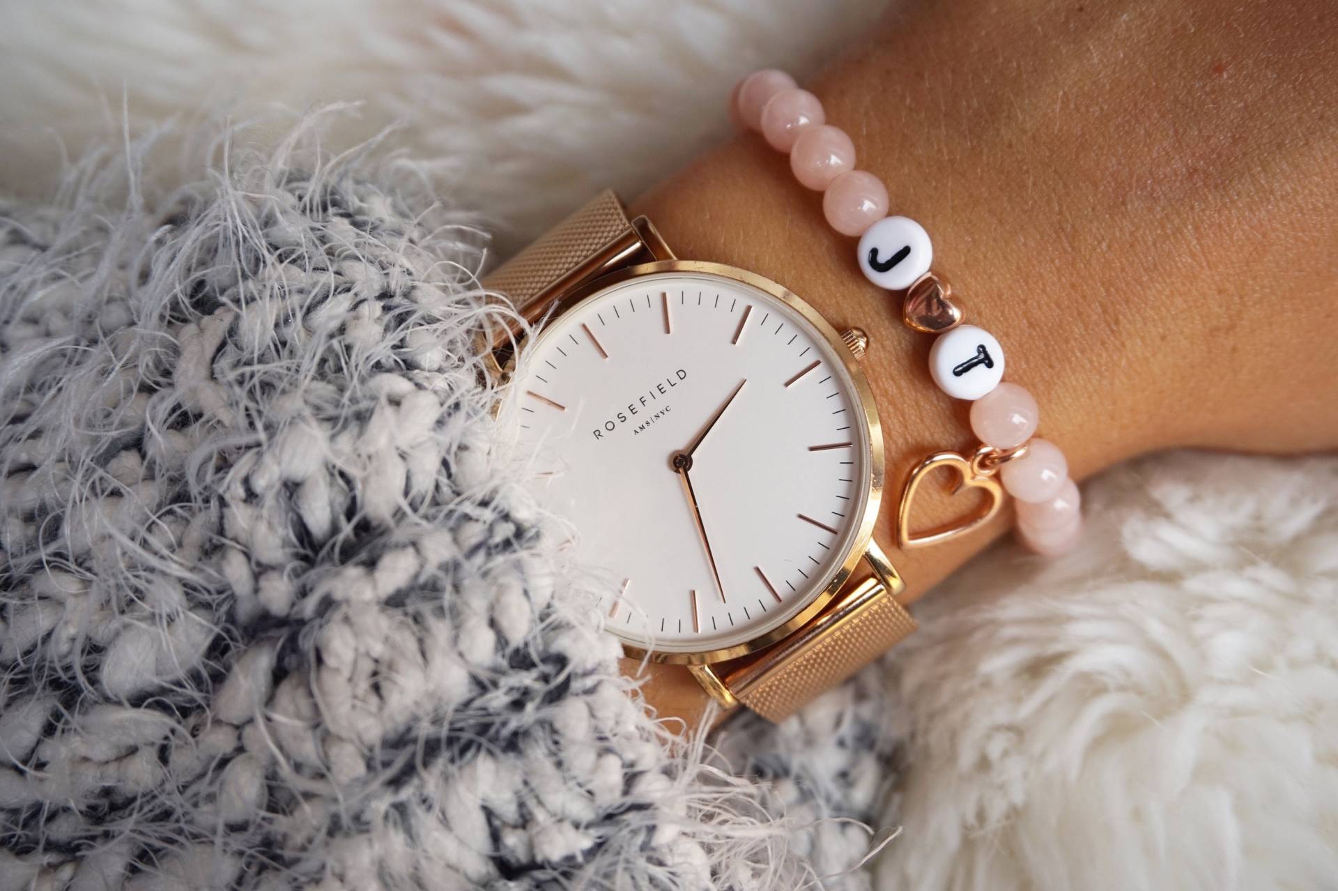 Initialen Armband Aus Jadeperlen Mit Herz Anhänger Personalisiert, Geschenk Für Frauen, Friendship Bracelet, Partnerarmband Initialen Armband Aus Jadeperlen Mit Herz Anhänger Personalisiert, Geschenk Für Frauen, Friendship Bracelet, Partnerarmband von beadsandotherstuff