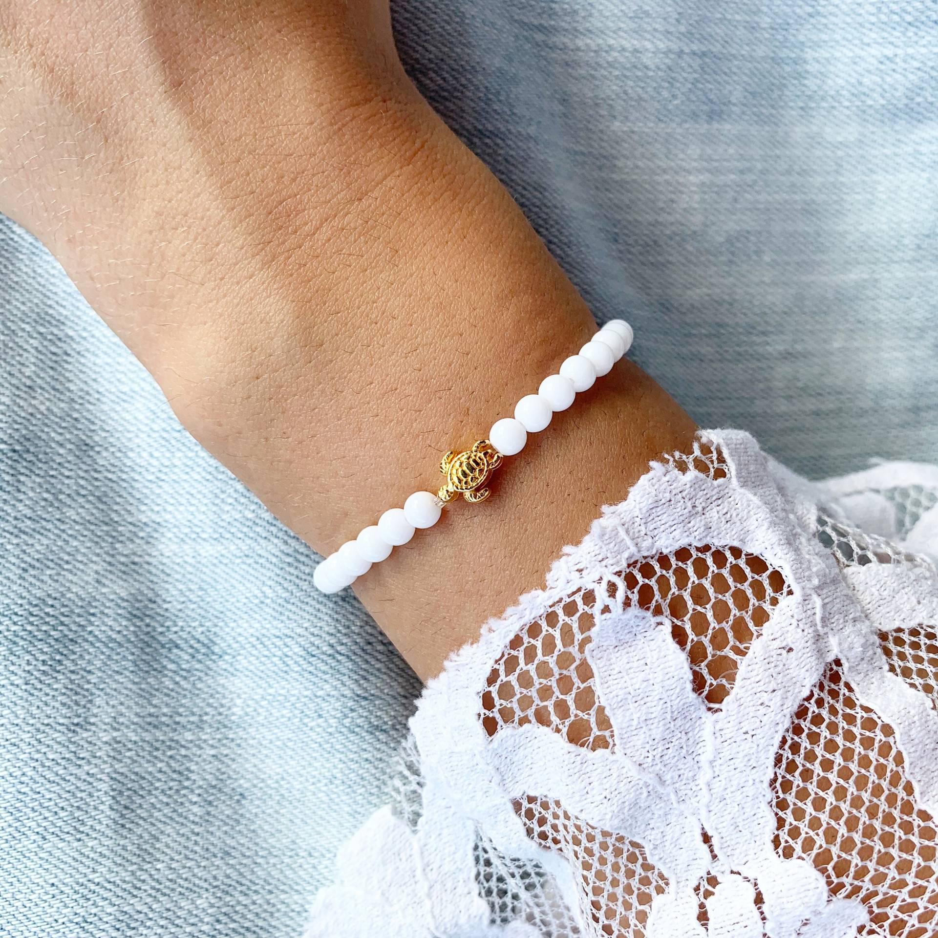 Schildkröten Armband Mit Jadeperlen Weiß, Geschenk Für Freundin, Weihnachtsgeschenk Schildkröten Armband Mit Jadeperlen Weiß, Geschenk Für Freundin, Weihnachtsgeschenk von beadsandotherstuff