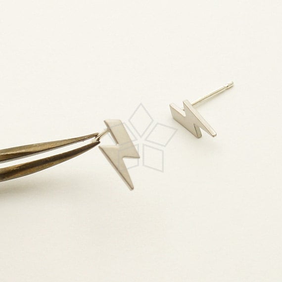 Si-584-Ms/2 Pcs - Thunderbolt Blitz Ohrstecker, Matt Versilbert, 925 Sterling Silber Ohrstecker 5, 6mm X 10mm von beadsmaker