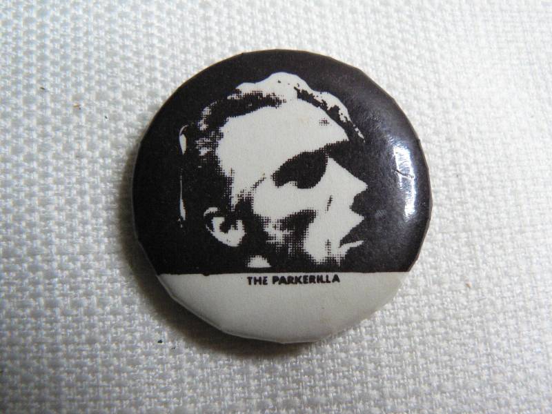 Vintage 70Er Jahre - Graham Parker Und Das Gerücht Die Parkerilla Album | 1978 Pin/Button Abzeichen von beatbopboom