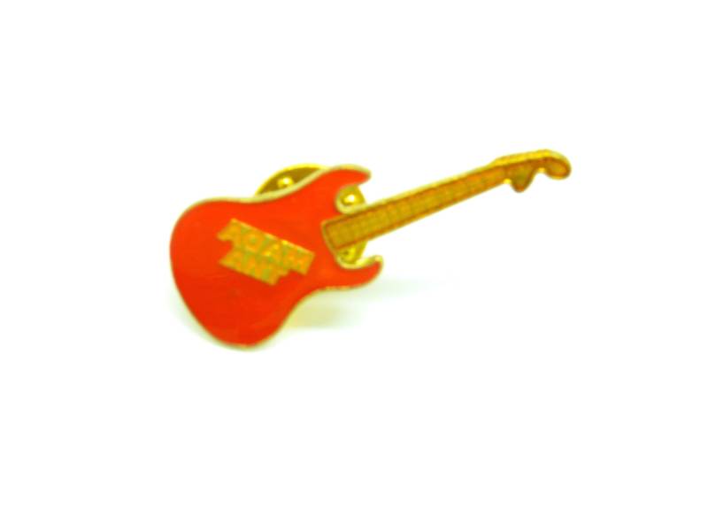 Vintage 80Er Jahre Adam Ant - Stratocaster Gitarre Orange Emaille Pin/Button Anstecker von beatbopboom