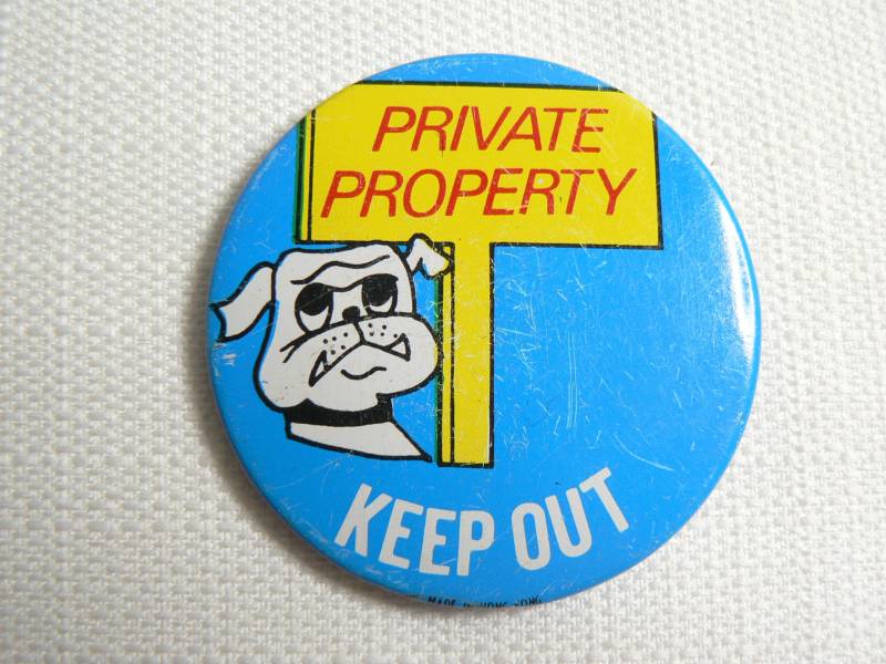 Vintage 80Er Jahre Private Eigenschaft Halten Sich Bull Hund Alle Metallstift/Knopf Abzeichen von beatbopboom