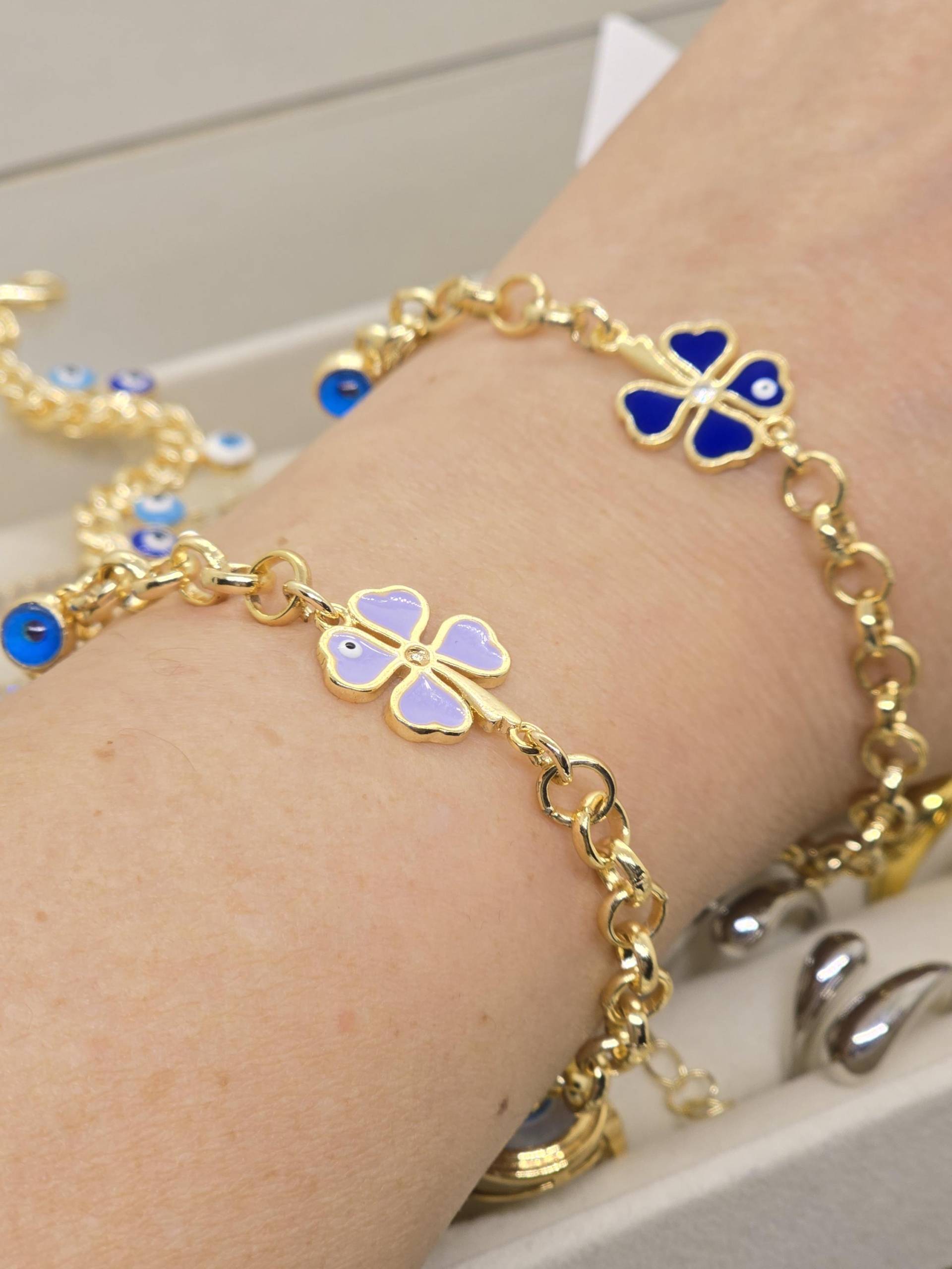 14K Gold Evil Eye Bracelet, Enamel Turkish Protection Bracelet, Tiny Greek Stylish Bracelet, Gift, Birthday Gift, Four Leaf Clover 14K Gold Evil Eye Bracelet, Enamel Turkish Protection Bracelet, Tiny Greek Stylish Bracelet, Gift, Birthday Gift, Four Leaf Clover von beautyway073