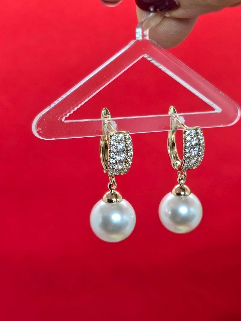 Pearl Tear Drop Hoopsdangling Earringsgold Huggie Earringsbridal Jewelrydainty Gift For Mom.huggie Earrings.pearl Hoop Earrings von beautyway073