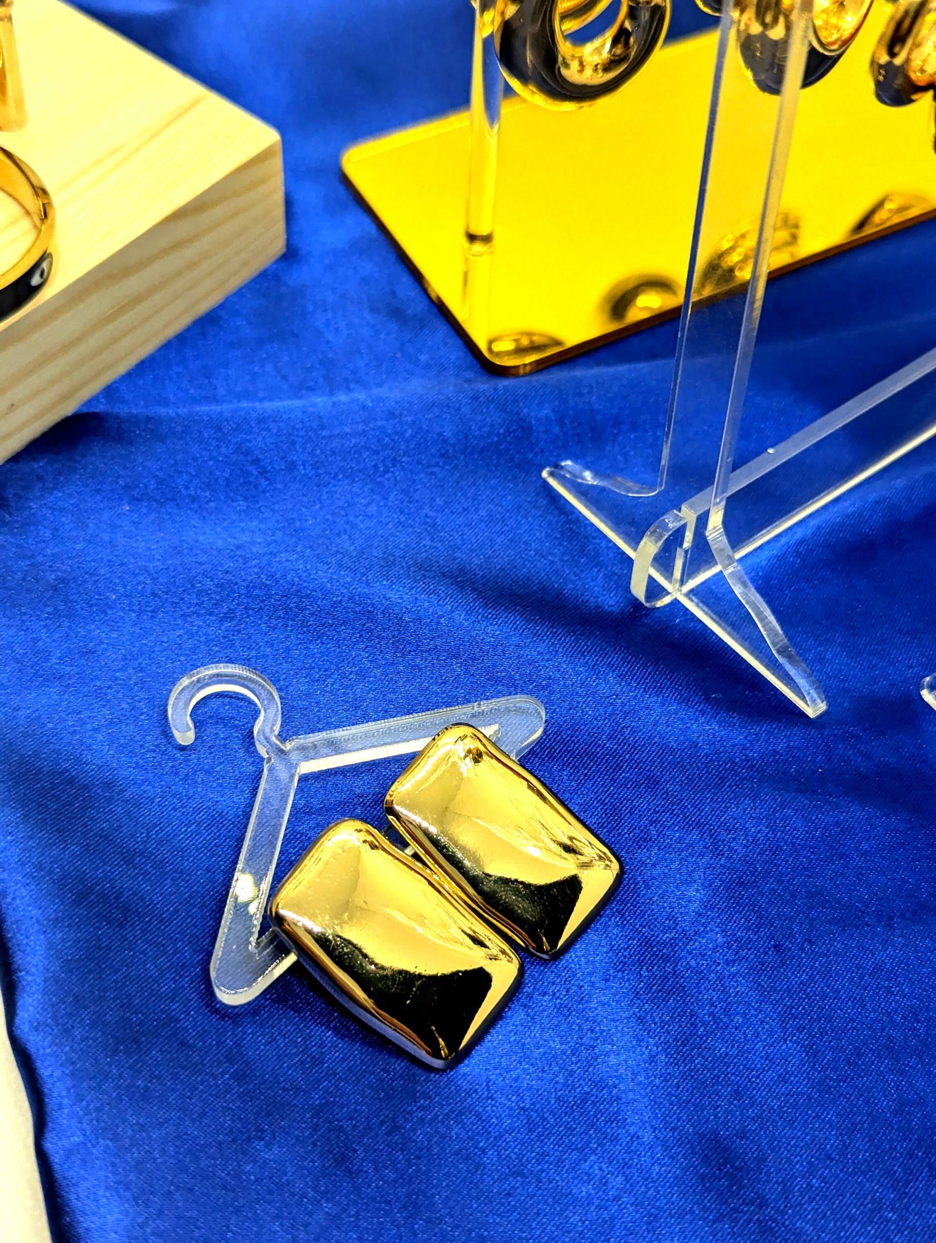 Pair Of Square Edge Huggie Hoop Earring in Sterling Silver, 14K Yellow Gold Stud Earrings, Geometric Studs, Square Earrings, Tiny Studs Pair Of Square Edge Huggie Hoop Earring in Sterling Silver, 14K Yellow Gold Stud Earrings, Geometric Studs, Square Earrings, Tiny Studs von beautyway073