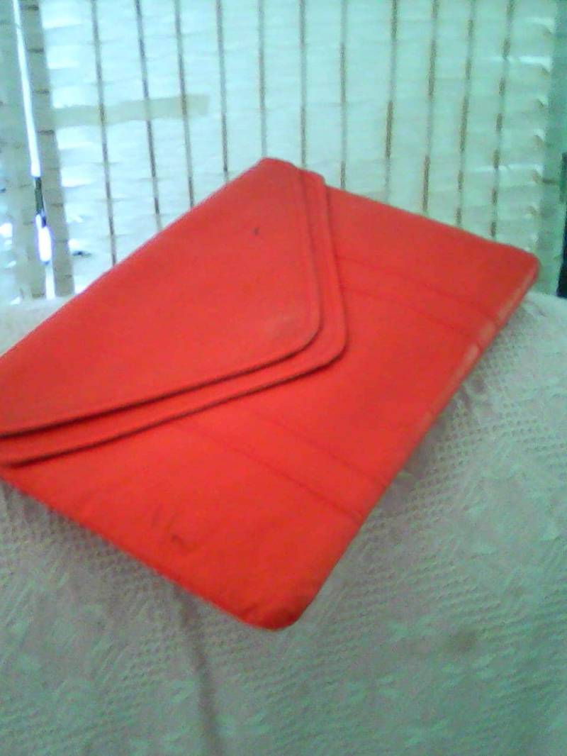 Clutch Und Handschuhe von beauxesprits