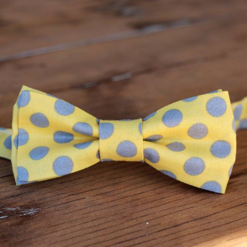 Herren Fliege Gelb Grau - Gepunktete Aus Baumwolle Vorgebundene Sommer Krawatte Hochzeit Herren Fliege Gelb Grau - Gepunktete Aus Baumwolle Vorgebundene Sommer Krawatte Hochzeit von becauseimme