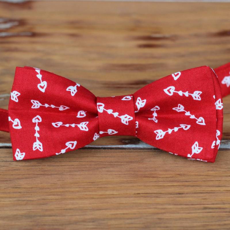 Herren Fliege Mit Rotem Herz - Rotem, Weißem Pfeil | Für Und Teen Boy Liebe Hochzeit Foto von becauseimme