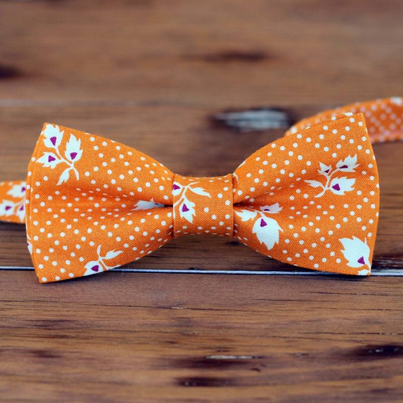 Herren Fliege - Orange Creme Geblümte Aus Baumwolle Mit Punkten, Für Männer Und Teenager Jungen, Hochzeit Fliege, Fotorequisite Geschenk Freund Herren Fliege - Orange Creme Geblümte Aus Baumwolle Mit Punkten, Für Männer Und Teenager Jungen, Hochzeit Fliege, Fotorequisite Geschenk Freund von becauseimme
