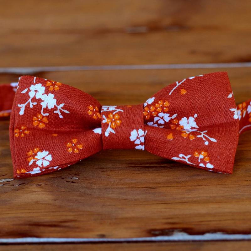 Herren Fliege - Orange Und Weiße Ditzy Blumen Baumwolle Fliege, Für Männer Teenager Jungen, Geschenk Ihn, Hochzeit von becauseimme