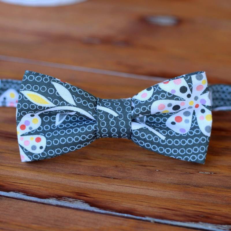 Herren Floral Fliege - Fliege, Blumen Auf Grauer Schwarzer Baumwolle Männer Hochzeit Handgemachte Benutzerdefinierte Krawatten Für Teenager Jungen von becauseimme