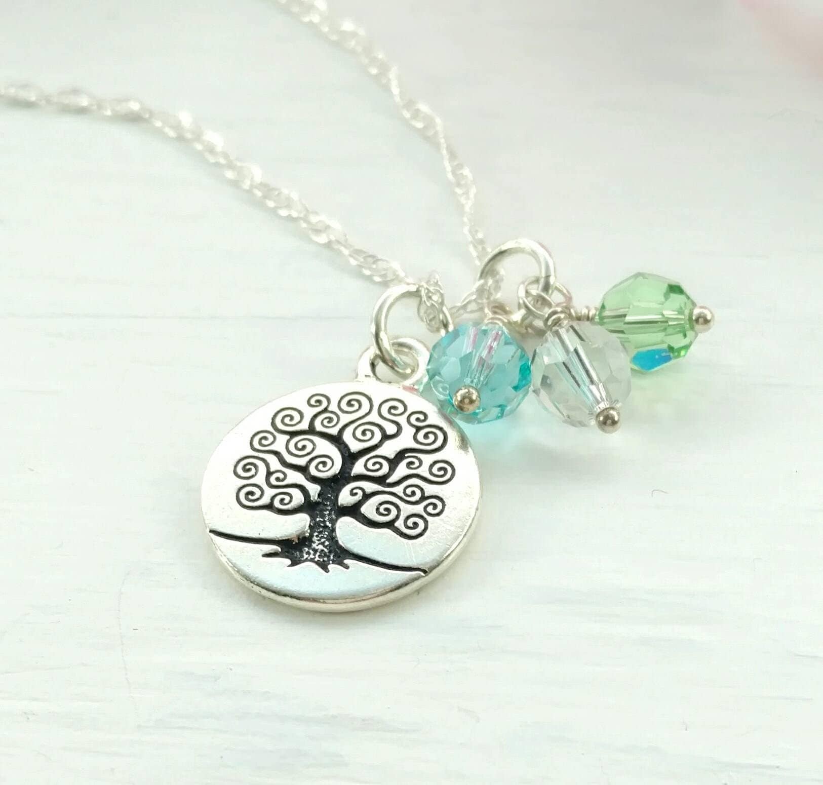 Familienbaum Geburtsstein Halskette, Baum Des Lebens Personalisierte Mama Geschenk Für Oma, Sterling Silber Kinder Halskette Familienbaum Geburtsstein Halskette, Baum Des Lebens Personalisierte Mama Geschenk Für Oma, Sterling Silber Kinder Halskette von beccasblues