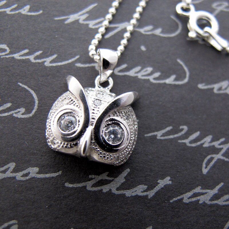 Kleine Eule - Sterling Silber Bettelkette Mit Cubic Zirkonia Kleine Eule - Sterling Silber Bettelkette Mit Cubic Zirkonia von becial