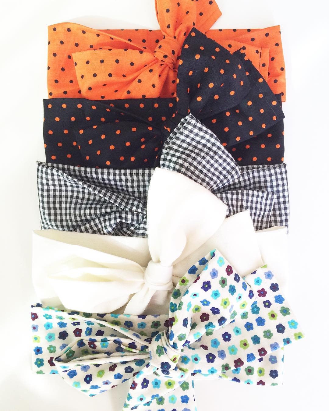 Wie Man Bestellt 5 Für 25 Kopf Wickelt/Retro Wickeln Schleife von becrushbows