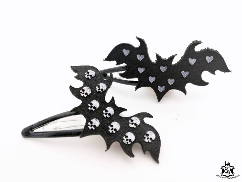 Haarspange - Fledermaus Mit Kleinen Motiven von beetandowl