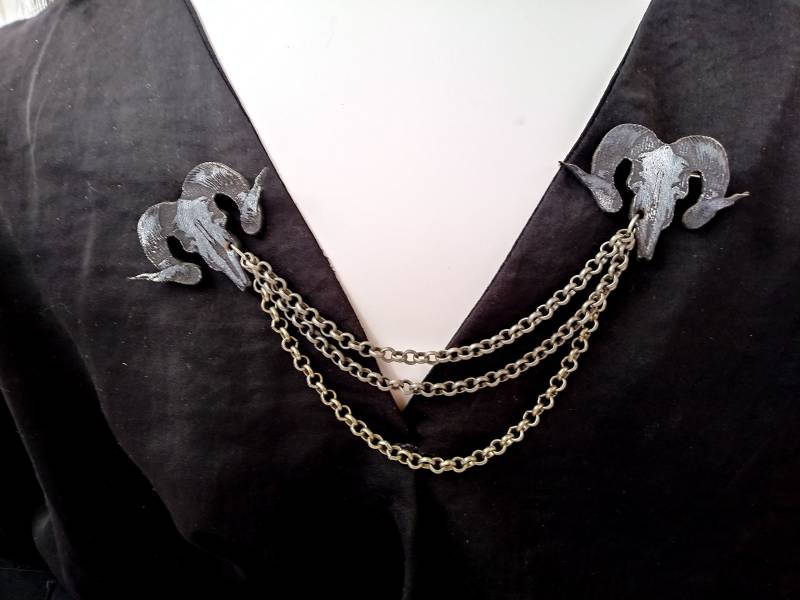 Ziegenkopf Baphomet Widder - Kragenkette von beetandowl