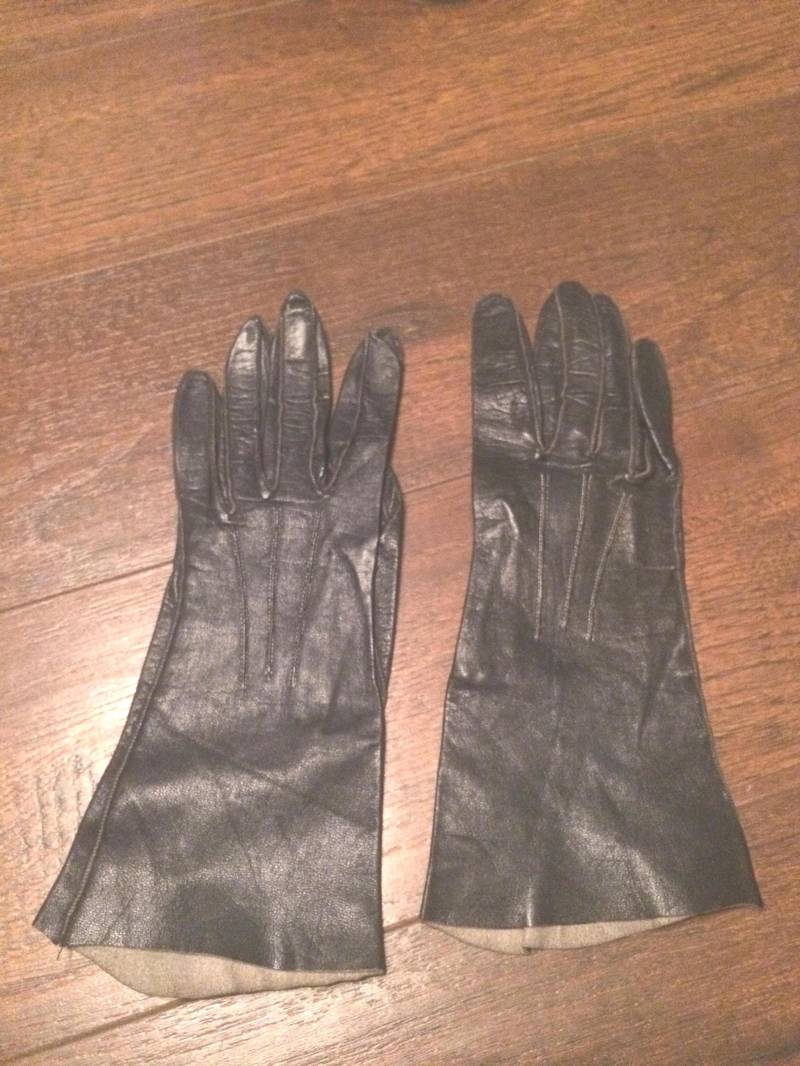 Damen Kleine Kunstleder Schwarz Marine Handschuhe von beffyfaye