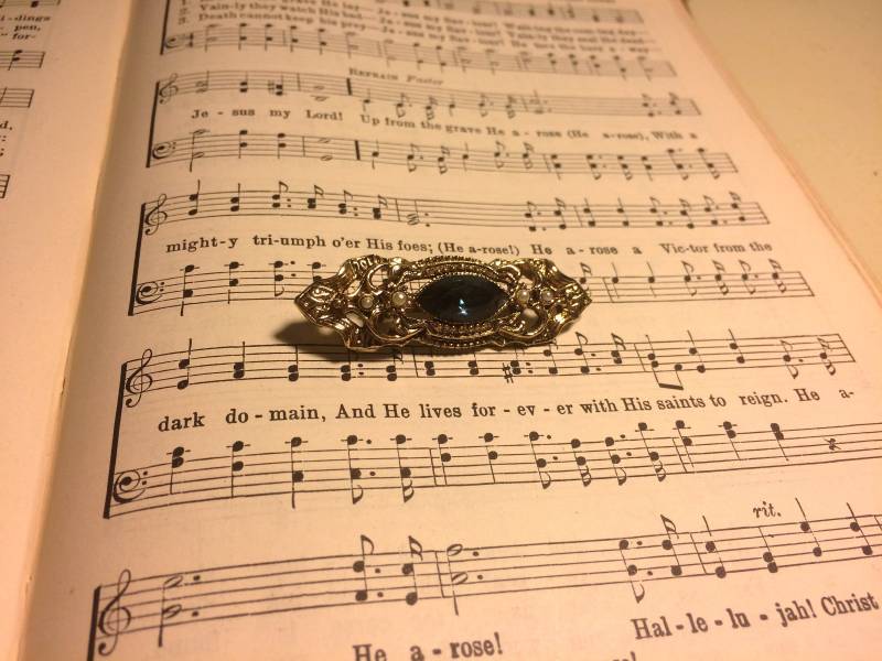 Vintage Gold Und Grün Pin Brosche Modeschmuck von beffyfaye